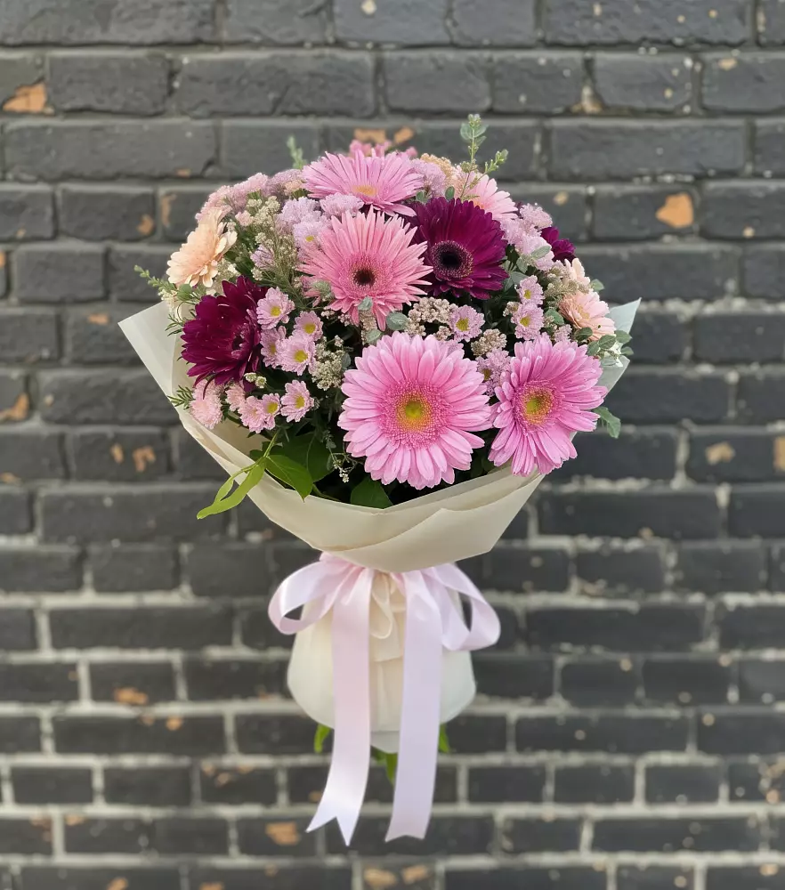 Букет цветов из: Герберы и Хризантемы в Курумкане