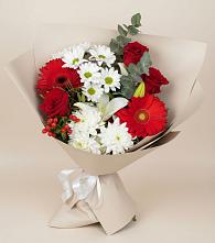 Букет цветов из:  Розы, Хризантемы, Герберы и Лилии в Курумкане