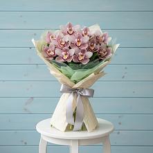 Букет цветов из:  Орхидеи и Розы в Курумкане