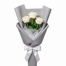Букет 3 белые розы #REPLACE_PRED# Курумкане