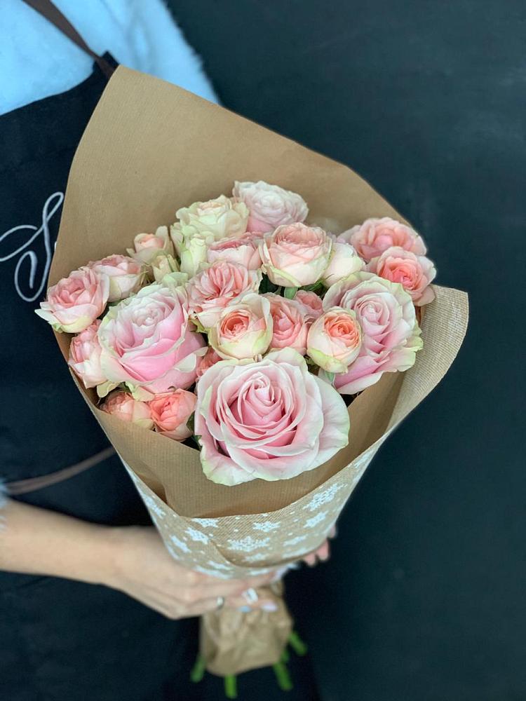 Букет цветов из: Хризантемы и Розы в Курумкане