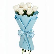 Букет 7 белых роз Проуд в Курумкане