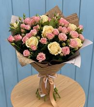 Букет цветов из:  Розы #REPLACE_PRED# Курумкане