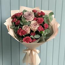 Букет цветов из:  Гвоздики и Розы #REPLACE_PRED# Курумкане