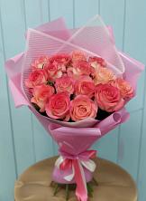 Букет 15 Розовых роз Равель в Курумкане